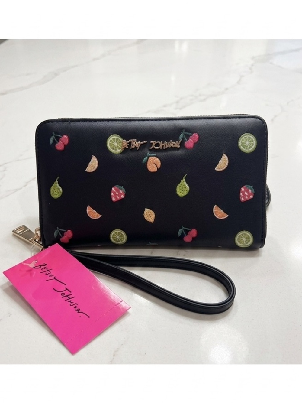 🍒🍑🍓NWT Betsey Johnson Fruit Embroidered Zip Around Wristlet Wallet MSRP $58